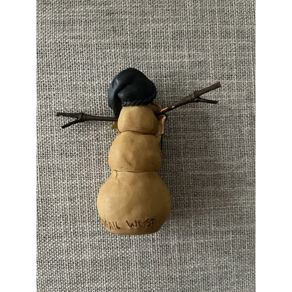 4 Inch primitive wooden rustic country snowman decoration